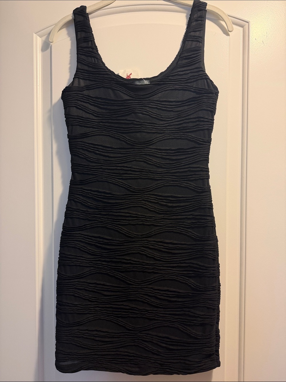 NWT Soprano Black Wavy Textured Scoop Neck Mini Dress XS